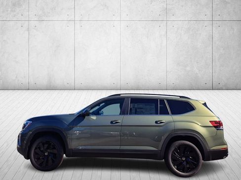 New 2026 Volkswagen Atlas SE image 8