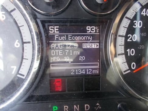 Used 2012 RAM 1500 Classic SLT AWD/4WD image 34