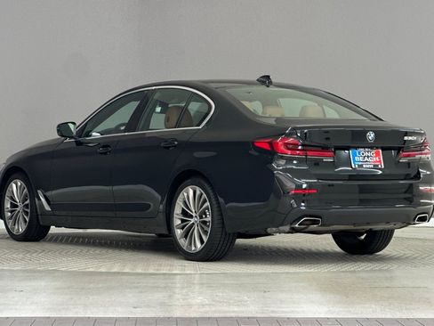 Used 2023 BMW 530i w/ Convenience Package RWD image 3