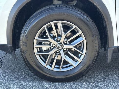 Certified 2025 Nissan Rogue S image 30