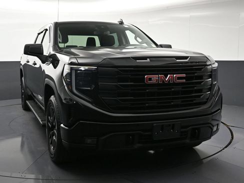 Used 2025 GMC Sierra 1500 Elevation AWD/4WD image 7