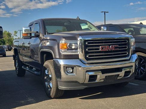 Used 2015 GMC Sierra 2500 SLT AWD/4WD image 3