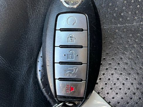 Used 2019 Nissan Armada SL w/ Premium Package image 17