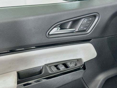 Used 2024 Honda Prologue Touring image 15