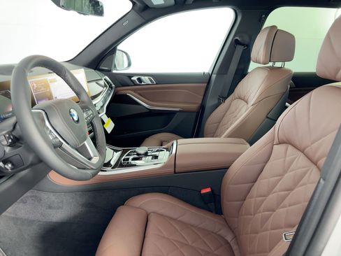 New 2026 BMW X5 sDrive40i w/ Climate Comfort Package image 5
