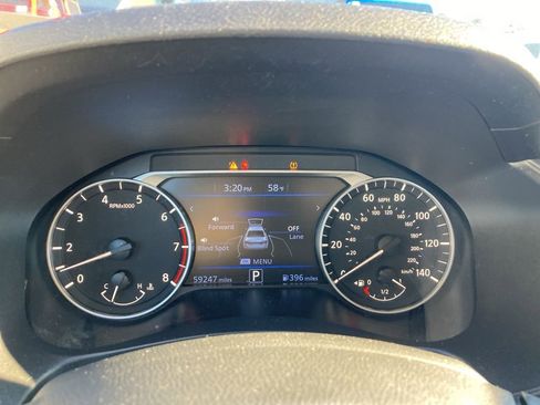 Used 2024 Nissan Altima 2.5 SV image 13