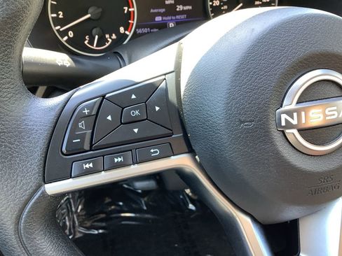 Used 2024 Nissan Altima 2.5 SV FWD image 21
