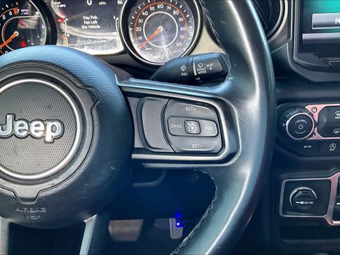 Used 2018 Jeep Wrangler Unlimited Sport S AWD/4WD image 20