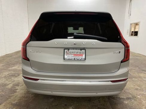 Used 2025 Volvo XC90 B6 Plus AWD/4WD image 4