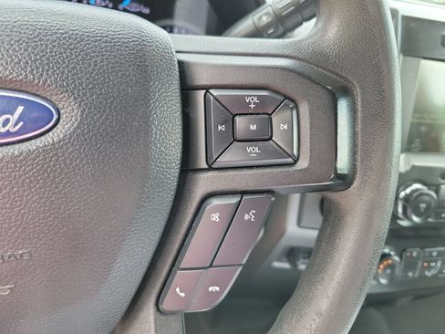 Used 2019 Ford F250 XLT w/ Snow Plow Prep Package AWD/4WD image 19