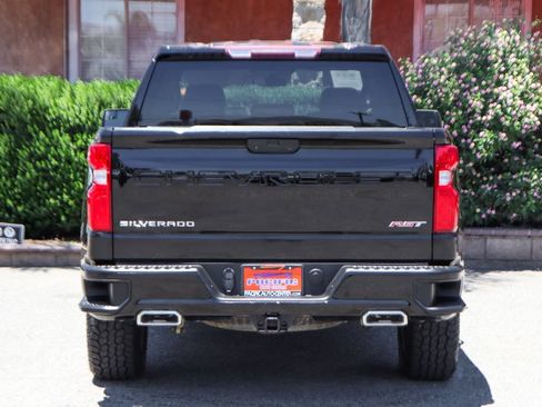 Used 2021 Chevrolet Silverado 1500 RST w/ Z71 Off-Road Package AWD/4WD image 7