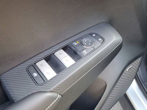 New 2026 Mitsubishi Outlander ES image 17