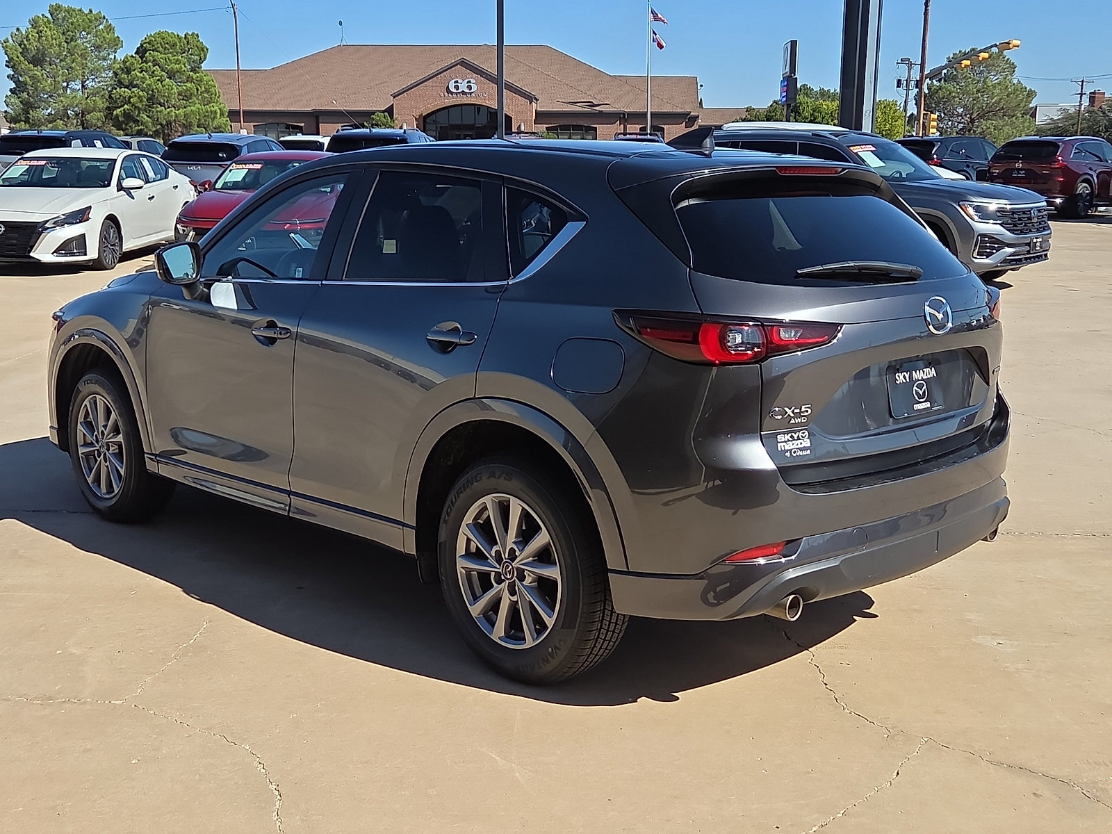 Used 2025 MAZDA CX-5 AWD 2.5 S w/ Select Package image 4