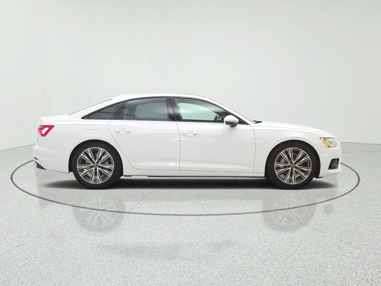 Used 2023 Audi A6 Premium Plus AWD/4WD image 4