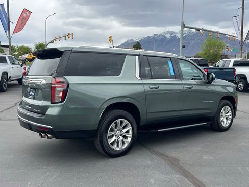Certified 2023 Chevrolet Suburban Premier image 8