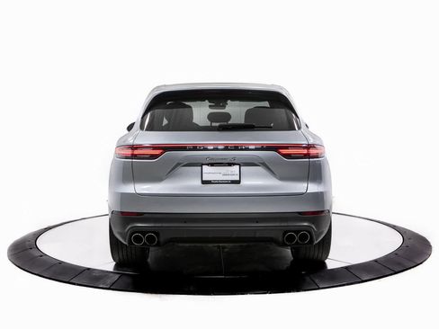 Certified 2022 Porsche Cayenne S image 6