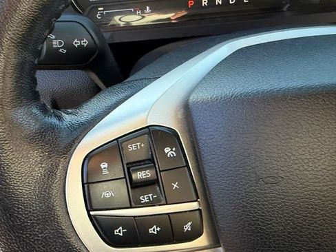 Used 2021 Ford Explorer Limited AWD/4WD image 26