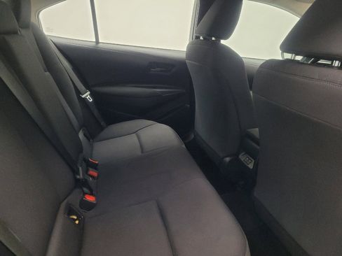 Used 2023 Toyota Corolla LE image 19