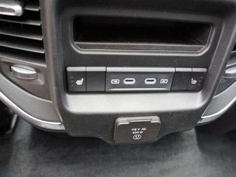 New 2026 RAM 1500 Laramie w/ Laramie Preferred Package AWD/4WD image 14