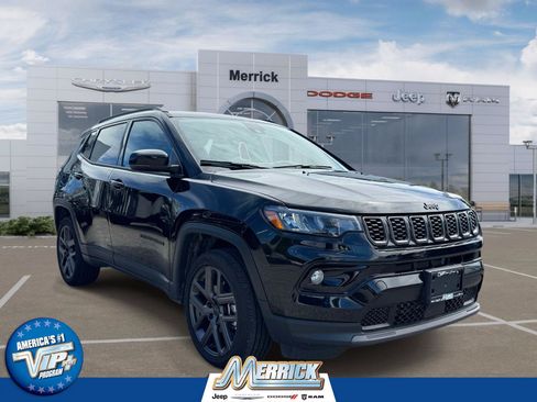 Used 2026 Jeep Compass Limited AWD/4WD image 1