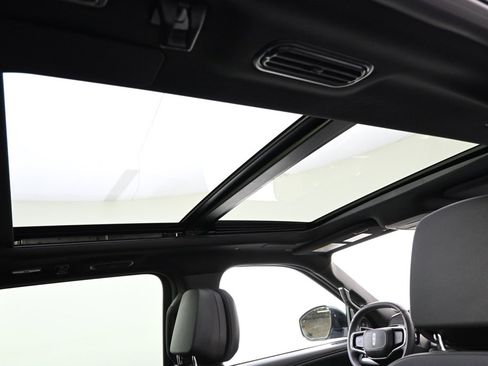 New 2025 Lincoln Navigator L Reserve w/ Jet Appearance Package image 17