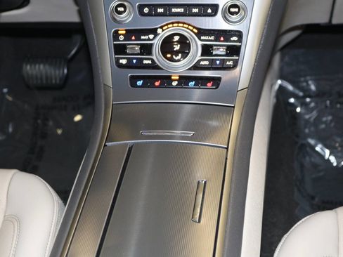 Used 2020 Lincoln MKZ Reserve w/ Elements Package image 31