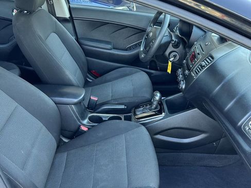 Used 2018 Kia Forte LX image 13