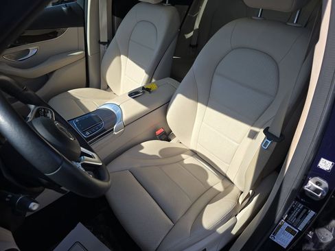 Used 2022 Mercedes-Benz GLC 300 image 19