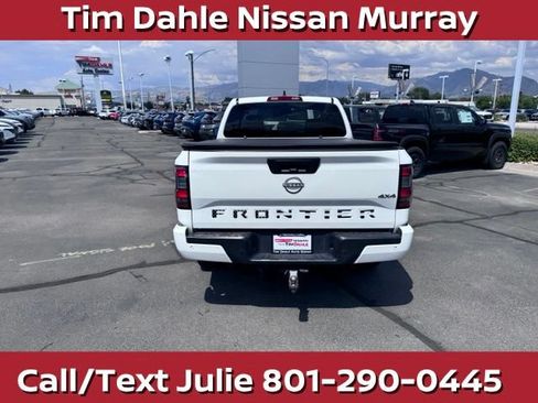 Used 2025 Nissan Frontier SV AWD/4WD image 9