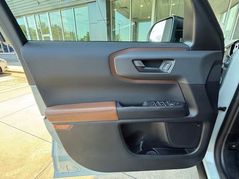 Certified 2022 Ford Bronco Sport Badlands w/ Premium Package AWD/4WD image 11