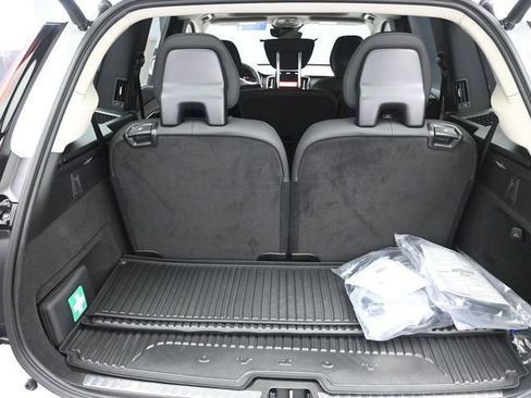 Used 2026 Volvo XC90 T8 Plus w/ Protection Package Premier image 24
