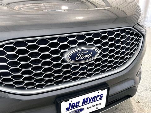 Certified 2024 Ford Edge SEL w/ Convenience Package AWD/4WD image 30