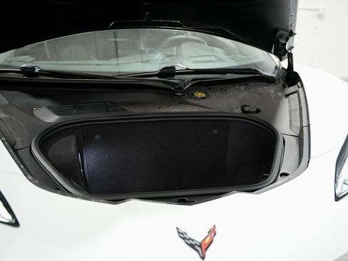 Used 2020 Chevrolet Corvette Stingray Premium Cpe w/ 3LT Preferred Equipment Group image 37