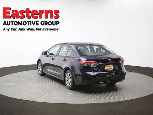 Used 2022 Toyota Corolla LE image 65