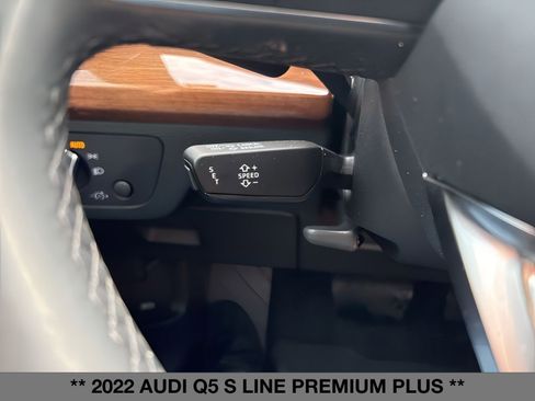 Used 2022 Audi Q5 2.0T Premium Plus w/ Premium Plus Package image 21