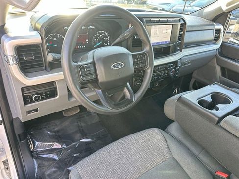 Used 2024 Ford F250 XLT image 9