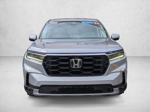 Used 2023 Honda Pilot EX-L image 2
