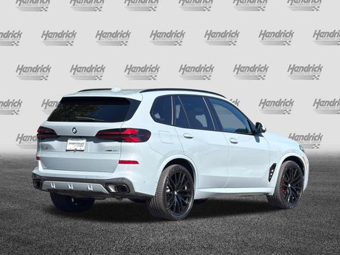 Used 2024 BMW X5 xDrive40i w/ M Sport Package AWD/4WD image 5