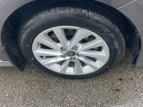 Used 2023 Toyota Camry LE w/ Convenience Package image 8