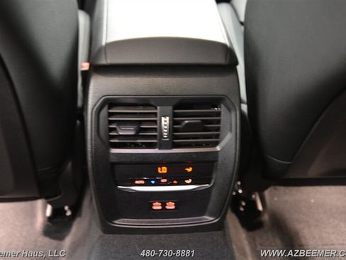 Used 2024 BMW 330i Sedan w/ Convenience Package RWD image 26