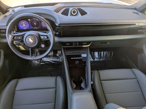 Certified 2025 Porsche Macan 4S Electric image 20