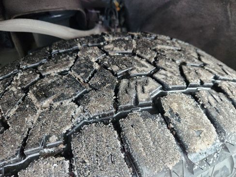 Used 2023 Chevrolet Silverado 1500 LTZ w/ LTZ Convenience Package II image 9