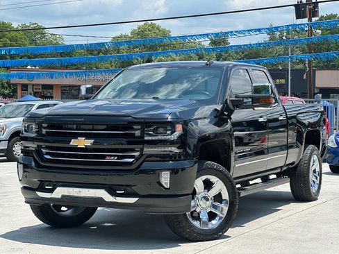 Used 2017 Chevrolet Silverado 1500 LTZ Z71 w/ LTZ Plus Package AWD/4WD image 3