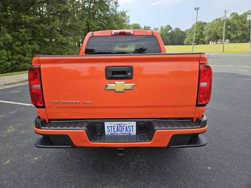 Used 2019 Chevrolet Colorado W/T w/ WT Convenience Package RWD image 4