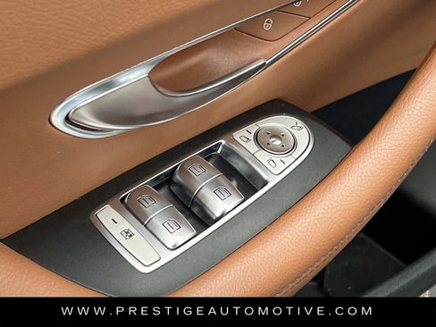 Used 2018 Mercedes-Benz E 400 4MATIC Cabriolet image 18