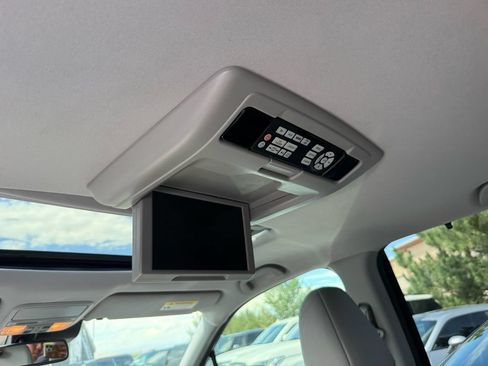 Used 2017 Honda Pilot Touring image 40