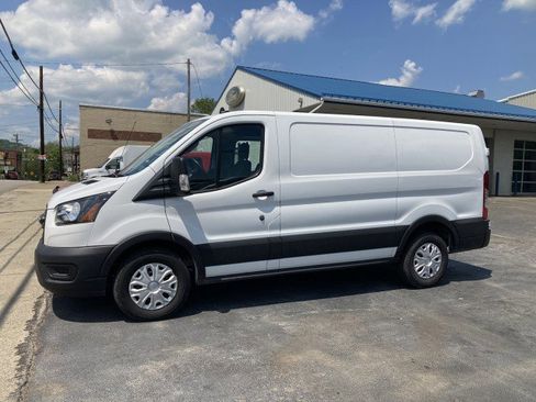 Used 2020 Ford Transit 150 Low Roof w/ Load Area Protection Package RWD image 4