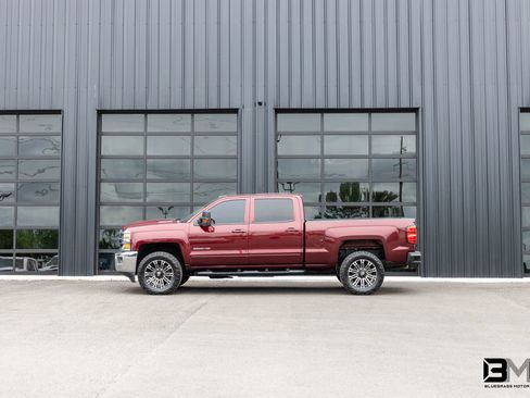 Used 2017 Chevrolet Silverado 2500 LT w/ LT Fleet Convenience Package AWD/4WD image 1