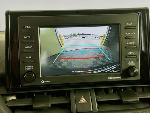 Used 2021 Toyota RAV4 XLE FWD image 13