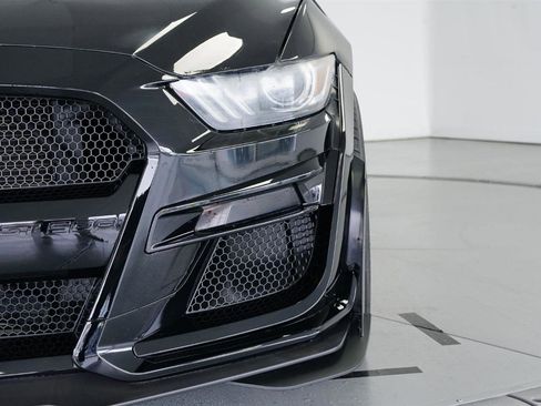 Used 2017 Ford Mustang Premium image 5